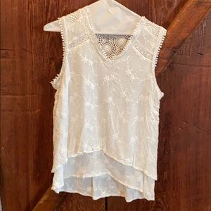 White doily sleeveless blouse -Stitch Fix